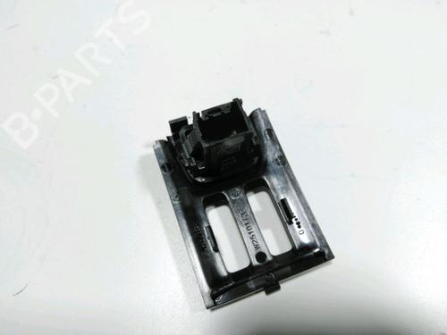 Warning switch FORD FIESTA VII (HJ, HF) 1.0 EcoBoost mHEV | BP37768154I22 - Image 2