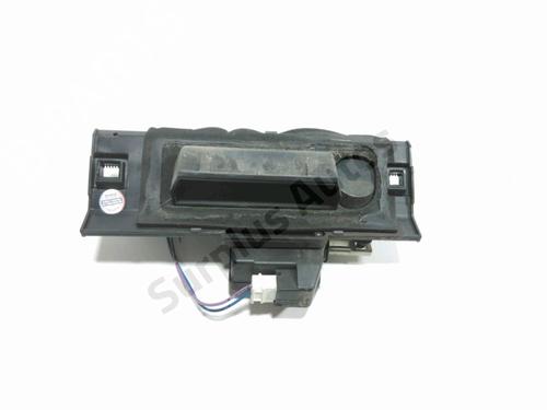 Used Tailgate handle PEUGEOT 206 Hatchback (2A/C) 1.4 i (75 hp) 30584951