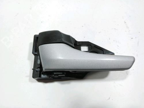 Used Front left interior door handle Front left interior door handle TOYOTA PRIUS (_W3_) 1.8 Hybrid (ZVW3_) (99 hp) 28243113 28243113