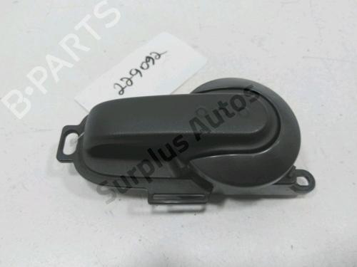 Used Front right interior door handle Front right interior door handle 30996245 30996245