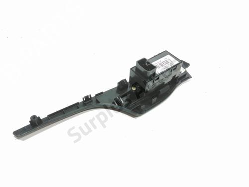 Right rear window switch HYUNDAI i40 I CW (VF) 1.7 CRDi | BP37778385I28 - Image 2