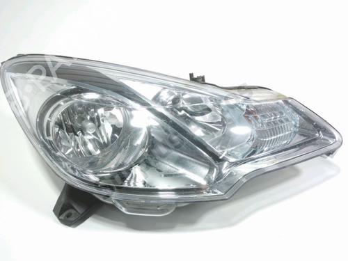 Phare droit CITROËN C3 II (SC_) 1.2 VTi 82 (82 hp) 32102673