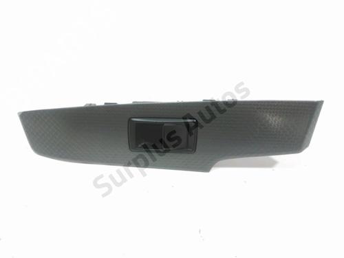 Used Right rear window switch LEXUS IS III (_E3_) 300h (AVE30_, AVE30R) (223 hp) 28249971