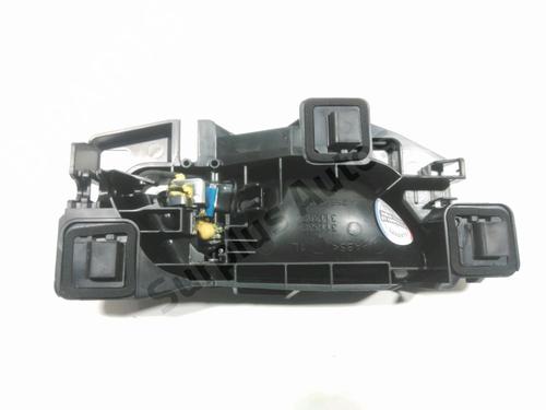 Venstre foran invendig håndtak PEUGEOT 208 II (UB_, UP_, UW_, UJ_) 1.2 PureTech 100 | BP29858259I13
