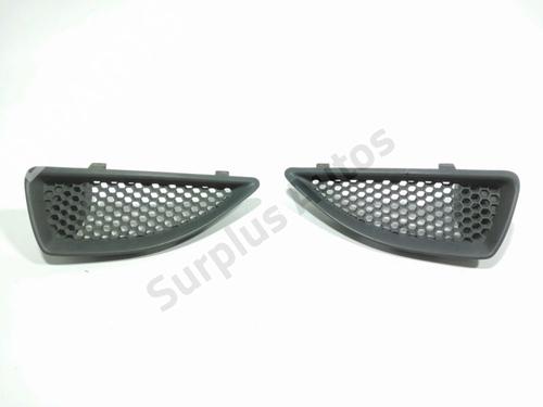 Used Grille RENAULT MEGANE I Coach (DA0/1_) 1.6 16V (DA0B, DA04, DA11) (107 hp) 29172758