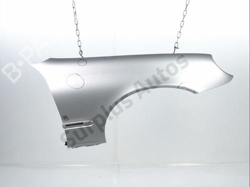 Used Right front fenders Right front fenders MERCEDES-BENZ C-CLASS (W203) C 200 CDI (203.007) (122 hp) 34148592 34148592