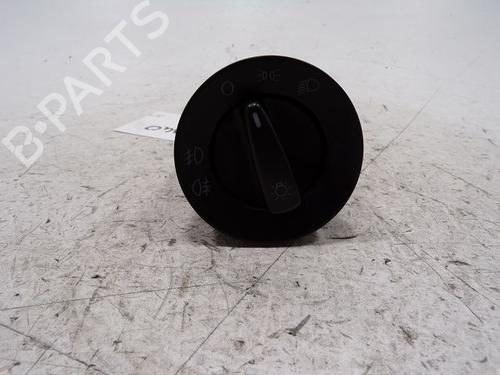 Used Headlight switch SKODA FABIA II Combi (545) 1.4 TDI (80 hp) 30988998