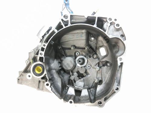 Used Gearbox RENAULT CAPTUR I (J5_, H5_) 0.9 TCe 90 (90 hp) 28224197