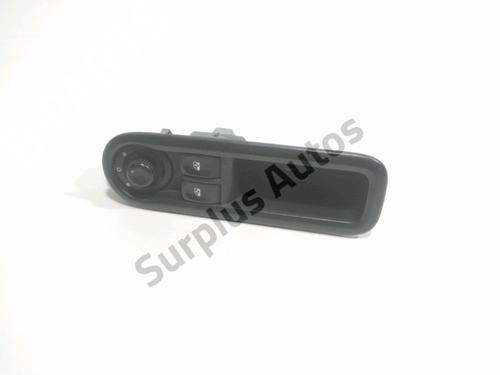 Used Left front window switch RENAULT CLIO III (BR0/1, CR0/1) 1.5 dCi (75 hp) 29580237