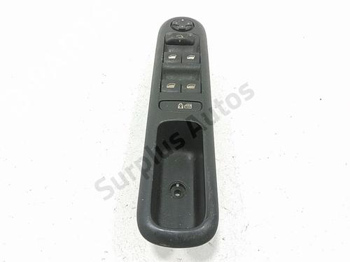 Used Left front window switch Left front window switch PEUGEOT 5008 (0U_, 0E_) [2009-2017] 39548437 39548437