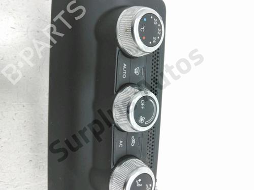 AC-Styringsenhed/Manøvreenhed AUDI A1 (8X1, 8XK) 1.6 TDI (105 hp) 30988795