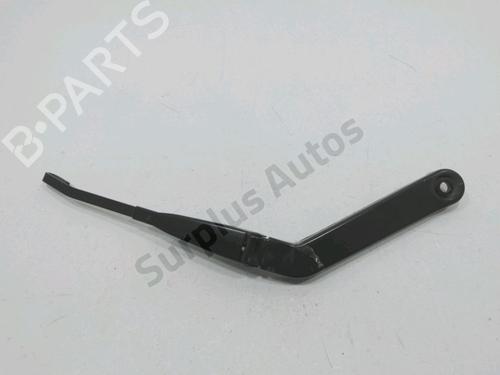 Used Rear windshield wiper arm NISSAN X-TRAIL I (T30) 2.2 dCi 4x4 (136 hp) 31007430