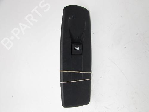 Used Right front window switch RENAULT MEGANE III Hatchback (BZ0/1_, B3_) 1.5 dCi (BZ09, BZ0D, BZ1W, BZ29, BZ14) (110 hp) 28238298
