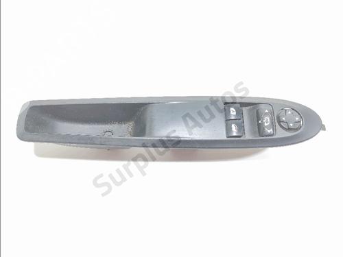 Used Left front window switch Left front window switch CITROËN DS3 (SA_) 1.6 HDi 90 (92 hp) 40213975 40213975