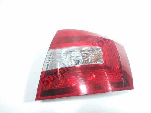 Used Right taillight SKODA RAPID (NH3, NK3, NK6) 1.4 TDI (90 hp) 29553343