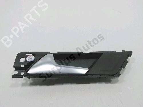 Venstre bak invendig håndtak VW GOLF VII (5G1, BQ1, BE1, BE2) 1.6 TDI (105 hp) 31000098