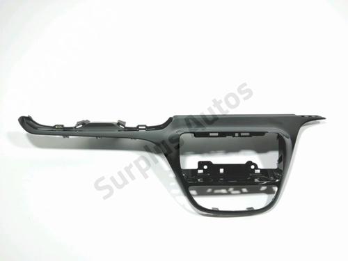Mittelkonsole PEUGEOT 208 I (CA_, CC_) 1.4 HDi (68 hp) 28231624