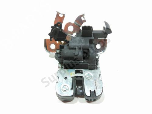 Used Tailgate lock VW JETTA IV (162, 163, AV3, AV2) 1.6 TDI (105 hp) 28260668