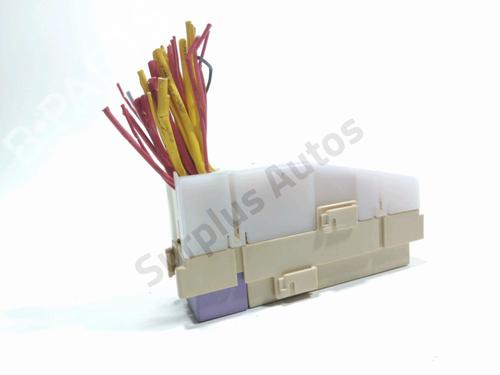 Used Fuse box Fuse box 38769146 38769146