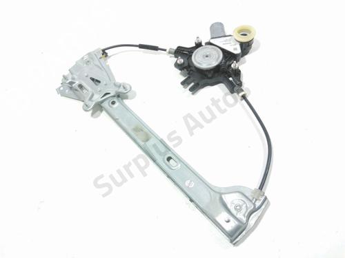 Lève-vitre avant gauche TOYOTA COROLLA Hatchback (_E21_, _EA1_, _EH1_) 2.0 Hybrid (MZEH12) (180 hp) 31986693