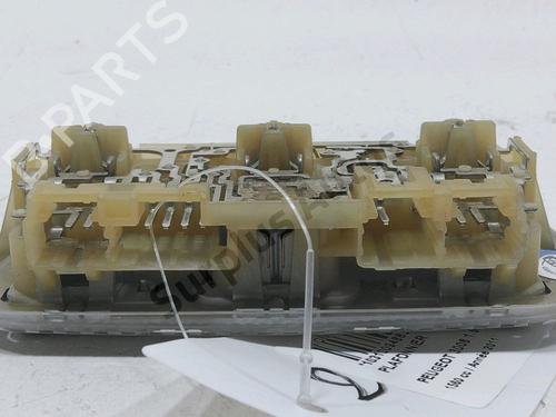 Interior roof light PEUGEOT 3008 I MPV (0U_) 1.6 HDi | BP31003415I8