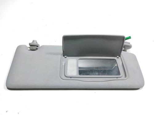 Used Right sun visor Right sun visor 28262747 28262747