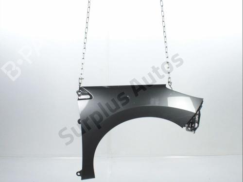 Used Right front fenders PEUGEOT 308 I (4A_, 4C_) 1.6 HDi (112 hp) 31032645