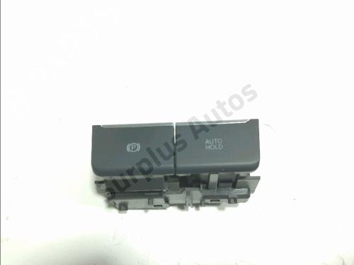 switch-vw-golf-viii-cd1-da1-2019-40464516 main image