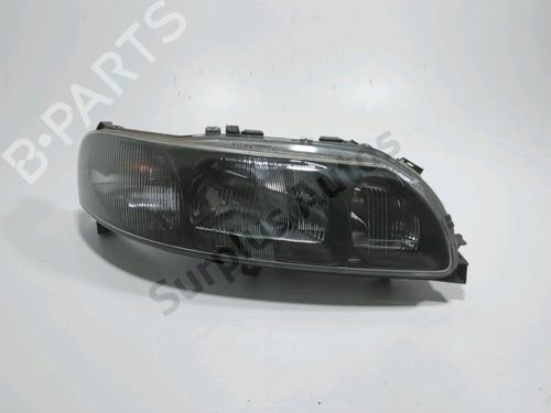 Used Right headlight VOLVO S60 I (384) D5 (163 hp) 31058607