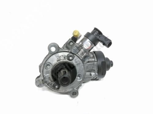 Used Injection pump BMW 2 Active Tourer (F45) 218 d (150 hp) 30313081
