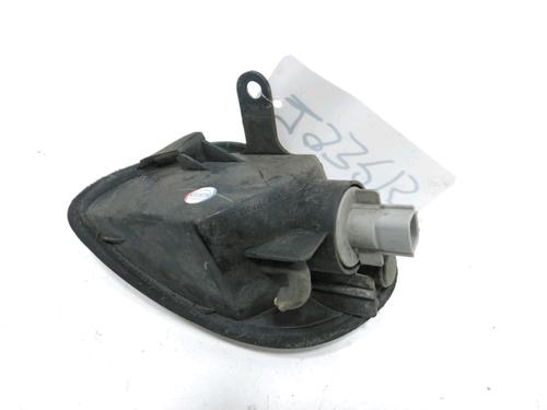 Right front indicator TOYOTA COROLLA Liftback (_E11_) 1.4 (ZZE111_, ZZE111R) | BP31004394C33