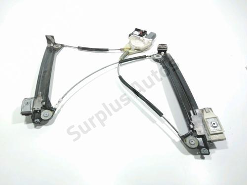 Rudehejsemekanisme Højre foran AUDI A3 Convertible (8P7) 2.0 TDI (136 hp) 30101783