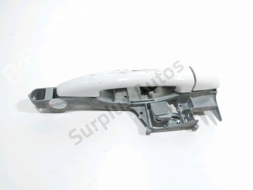 Used Front right exterior door handle PEUGEOT 208 I (CA_, CC_) 1.6 HDi / BlueHDi 75 (75 hp) 30450127