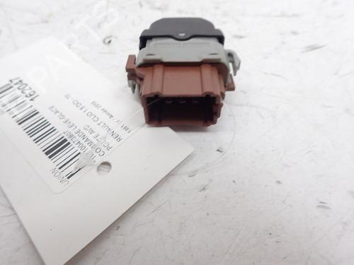Right front window switch RENAULT CLIO III Hatchback Van (SB_, SR_) | BP30994129I26