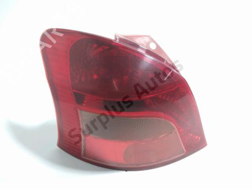 Used Left taillight TOYOTA YARIS (_P9_) 1.4 D-4D (NLP90_, NLP90R) (90 hp) 30869606