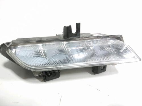 left-daytime-light-renault-captur-i-j5_-h5_-2013-36661239 main image