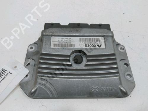 Used Engine control unit (ECU) RENAULT MEGANE II (BM0/1_, CM0/1_) 2.0 16V (BM0U, CM0U) (135 hp) 30984804