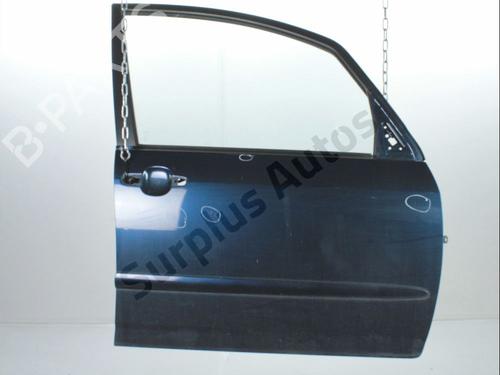 Used Right front door TOYOTA COROLLA Verso (_E12_) 1.8 VVT-i (ZZE122_, ZZE122R) (135 hp) 31152881