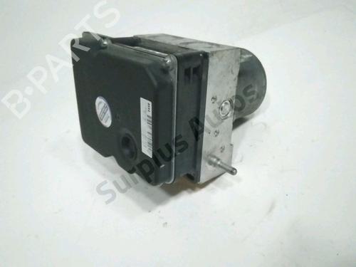 Used ABS pump PEUGEOT 3008 I MPV (0U_) 2.0 HDi (163 hp) 28225902
