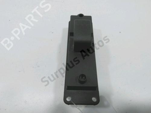 Used Right rear window switch Right rear window switch MAZDA 3 (BK) 1.6 (BK14) (105 hp) 35773797 35773797