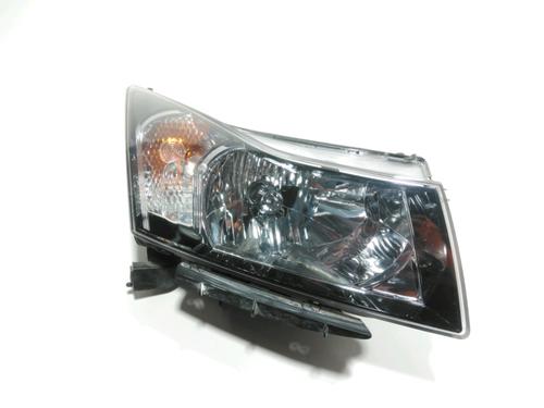 Used Right headlight CHEVROLET CRUZE (J300) 2.0 CDI (163 hp) 28266229