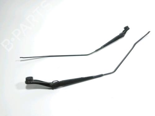 Used Front windshield wiper arm RENAULT SCÉNIC III (JZ0/1_) 1.5 dCi (86 hp) 28271872