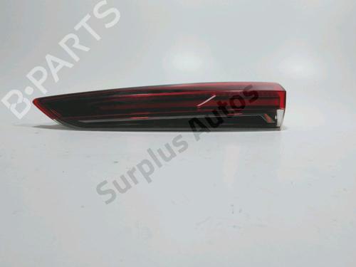 Used Right tailgate light RENAULT CAPTUR II (HF_) LPG (HFMT) (101 hp) 28267738