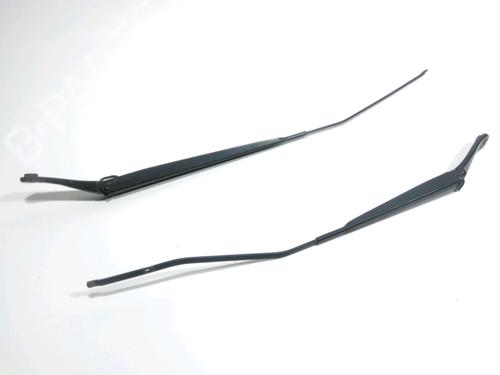 Used Front windshield wiper arm RENAULT LAGUNA Coupe (DT0/1) 2.0 dCi GT (DT11, DT1E, DT1N) (178 hp) 28271807