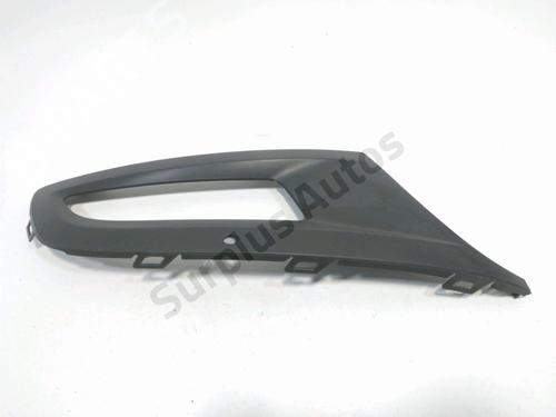 Used Grille Grille VW POLO V (6R1, 6C1) 1.4 (6R1) (85 hp) 33903910 33903910