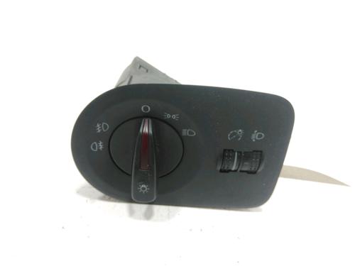 Used Headlight switch SEAT IBIZA IV (6J5, 6P1) 1.9 TDI (105 hp) 30990383