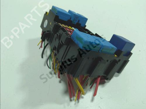Fuse box RENAULT CAPTUR I (J5_, H5_) 1.5 dCi 90 (J5N4, J5M5, J5MW, J5M6, J5AL, J5AJ) | BP33568488E1 - Image 2