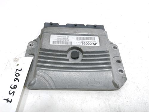 Used Engine control unit (ECU) RENAULT MEGANE II (BM0/1_, CM0/1_) 1.6 16V (112 hp) 30984702