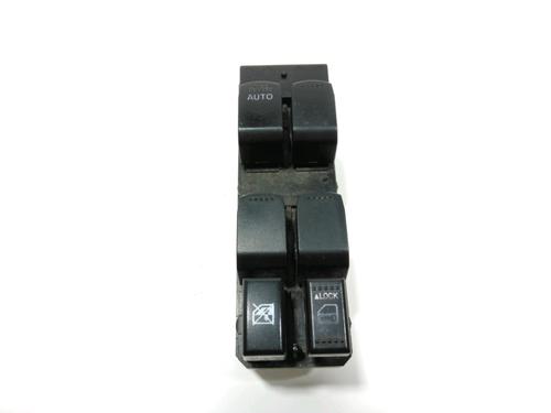 Used Left front window switch SUZUKI GRAND VITARA II (JT, TE, TD) 1.9 DDiS All-wheel Drive (JT419, TD44, JB419WD, JB419XD,... (129 hp) 28249288