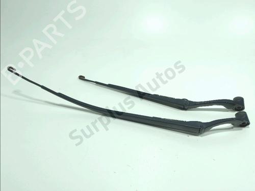 Used Front windshield wiper arm INFINITI Q50 50 D (170 hp) 31987361